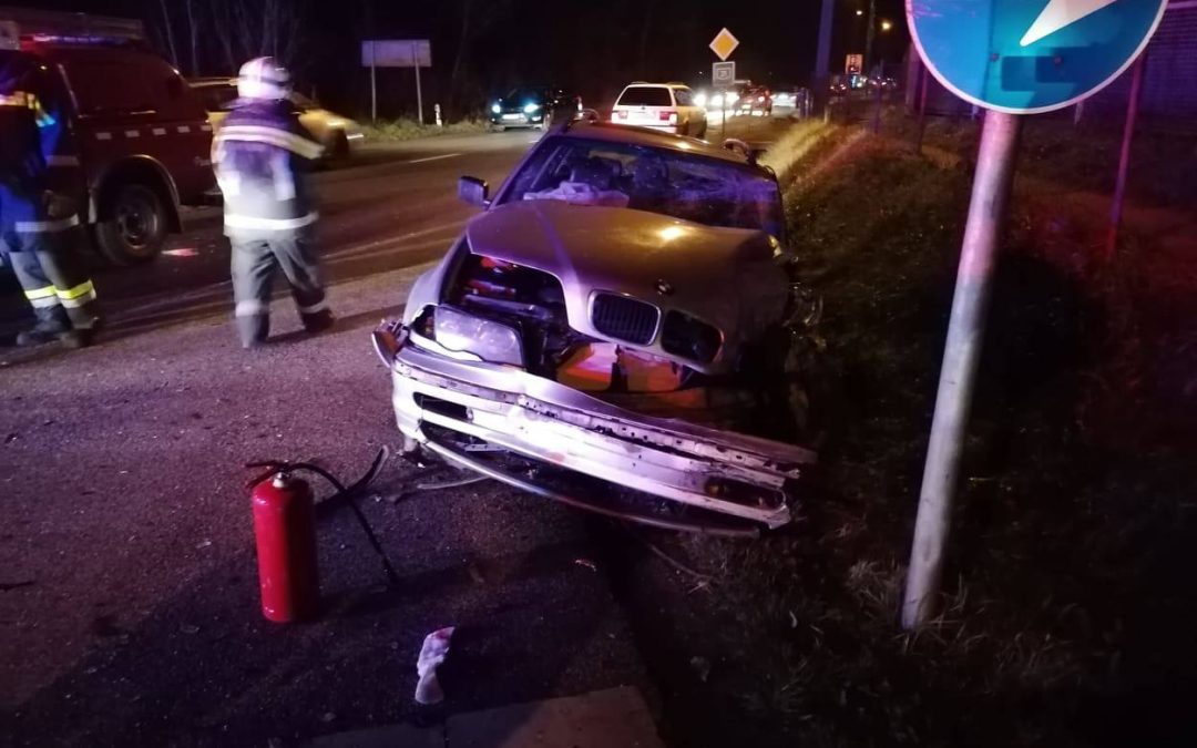 Két autó ütközött frontálisan tegnap este az Úri útnál