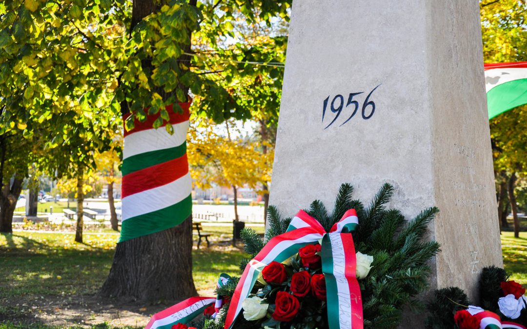 Megható iskolai műsorral emlékeztünk az 1956-os forradalom és szabadságharcra